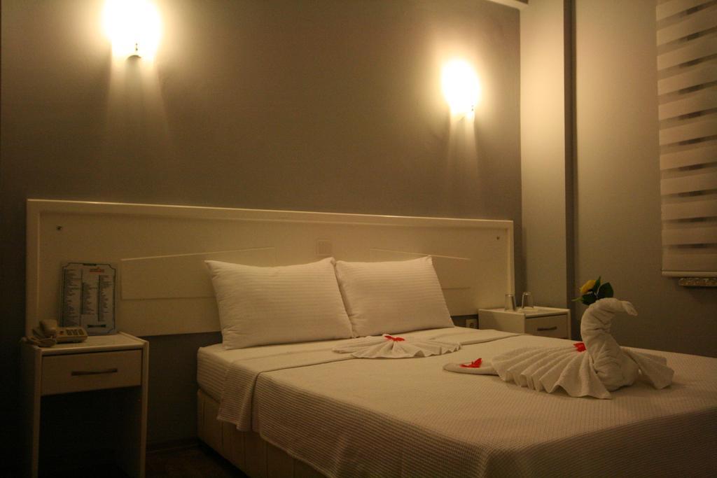 פאטהיה Adrian Beach Hotel מראה חיצוני תמונה