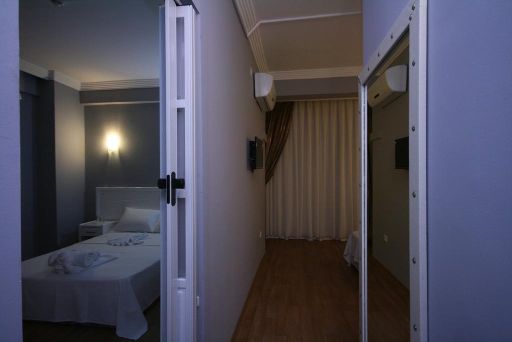 פאטהיה Adrian Beach Hotel מראה חיצוני תמונה