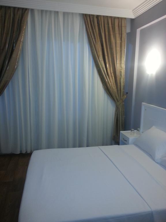 פאטהיה Adrian Beach Hotel מראה חיצוני תמונה