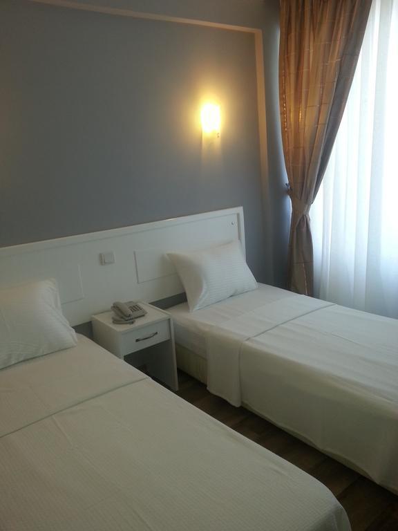 פאטהיה Adrian Beach Hotel חדר תמונה